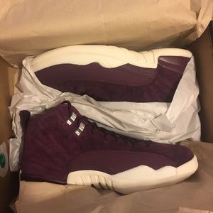 Air Jordan 12s 8.5 in mens